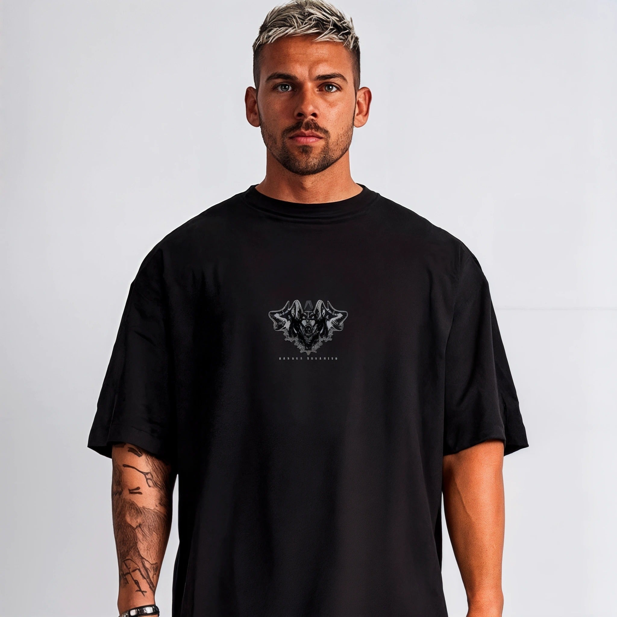 Oversized T-Shirt Oversized streetwear Com Ódio é Mais Fácil